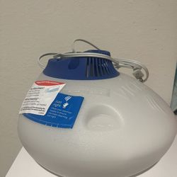 Vicks Warm Steam Vaporizer Humidifier, 600 sq ft, White