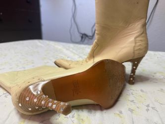 Botas
