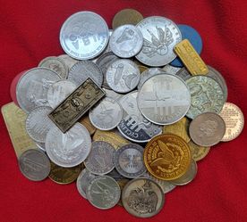 Random Pile of vintage tokens