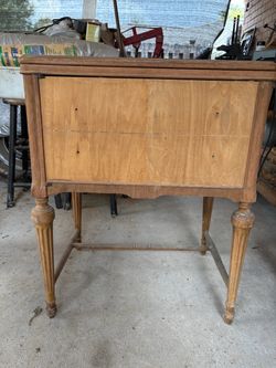 Vintage White Rotary sewing machine
