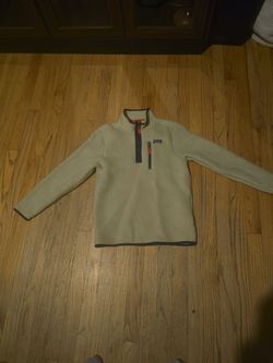 Boys Patagonia quarter zip sweater Large