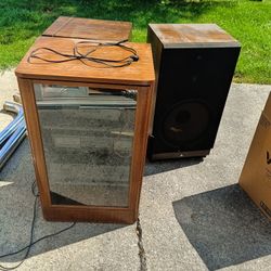 Stereo And Speakers (Willing To Bring It To You)