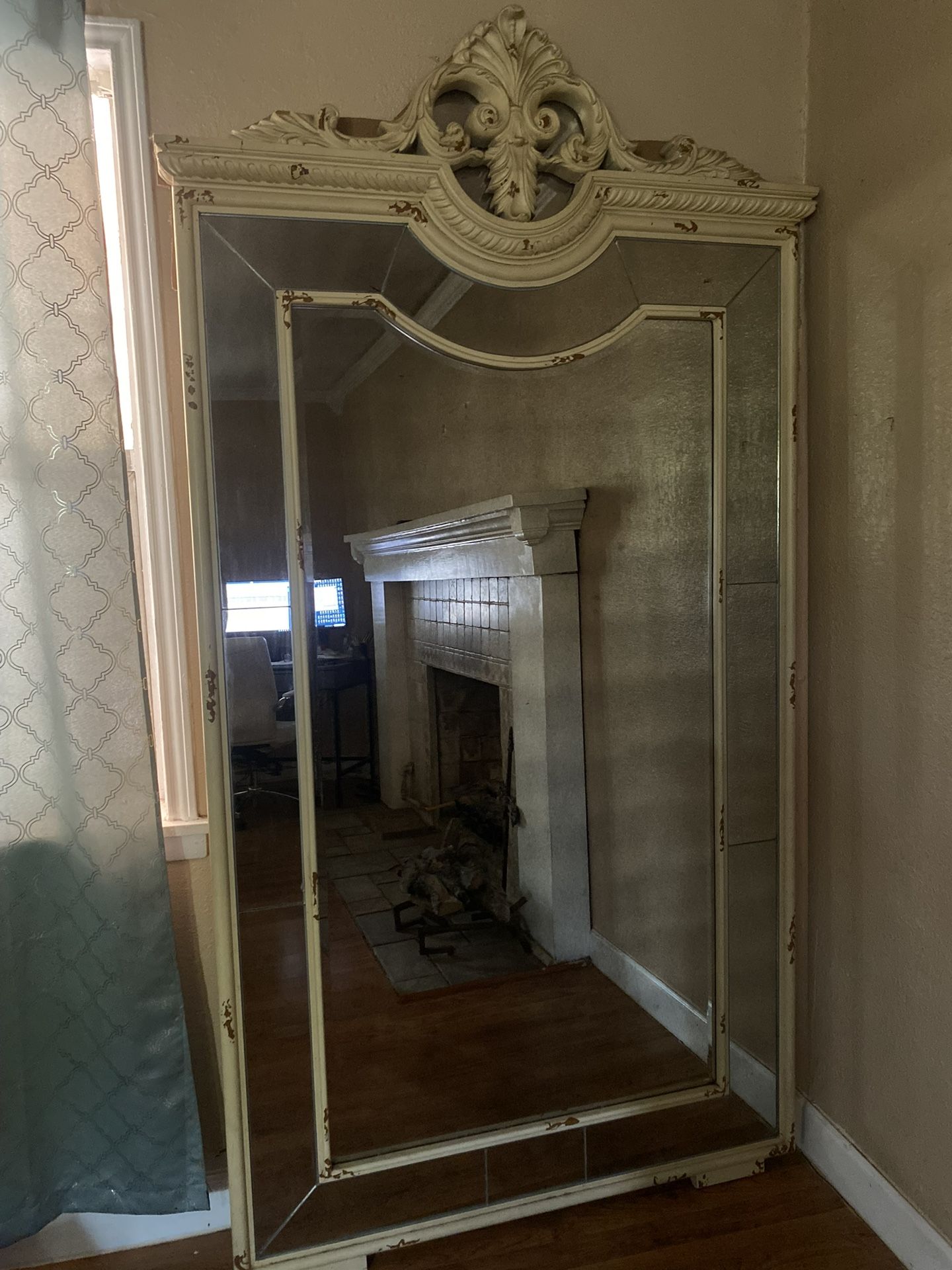 Big Mirror