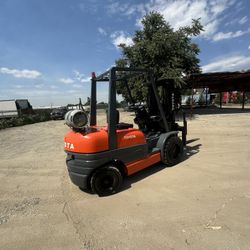 Toyota Forklift 