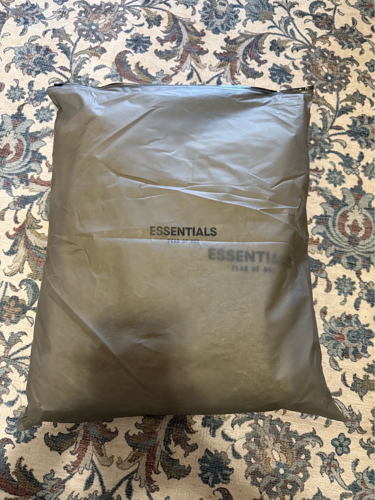 Essentials hoodie