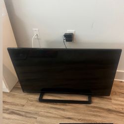 43” Toshiba TV