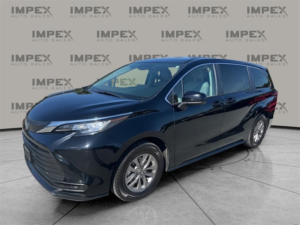 2023 Toyota Sienna