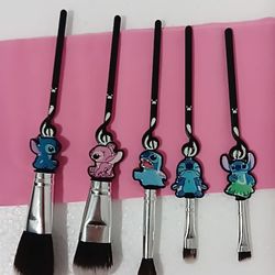 Stitch Makeup Brushes 