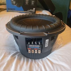 2 Kickers Comp Q 10s Subwoofers 800 RMS Each Sub. Brand New !!! 2 Subs