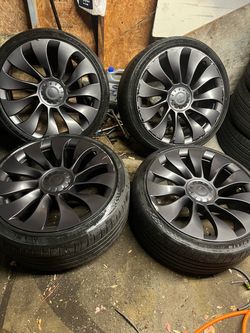 21inch Tesla wheels