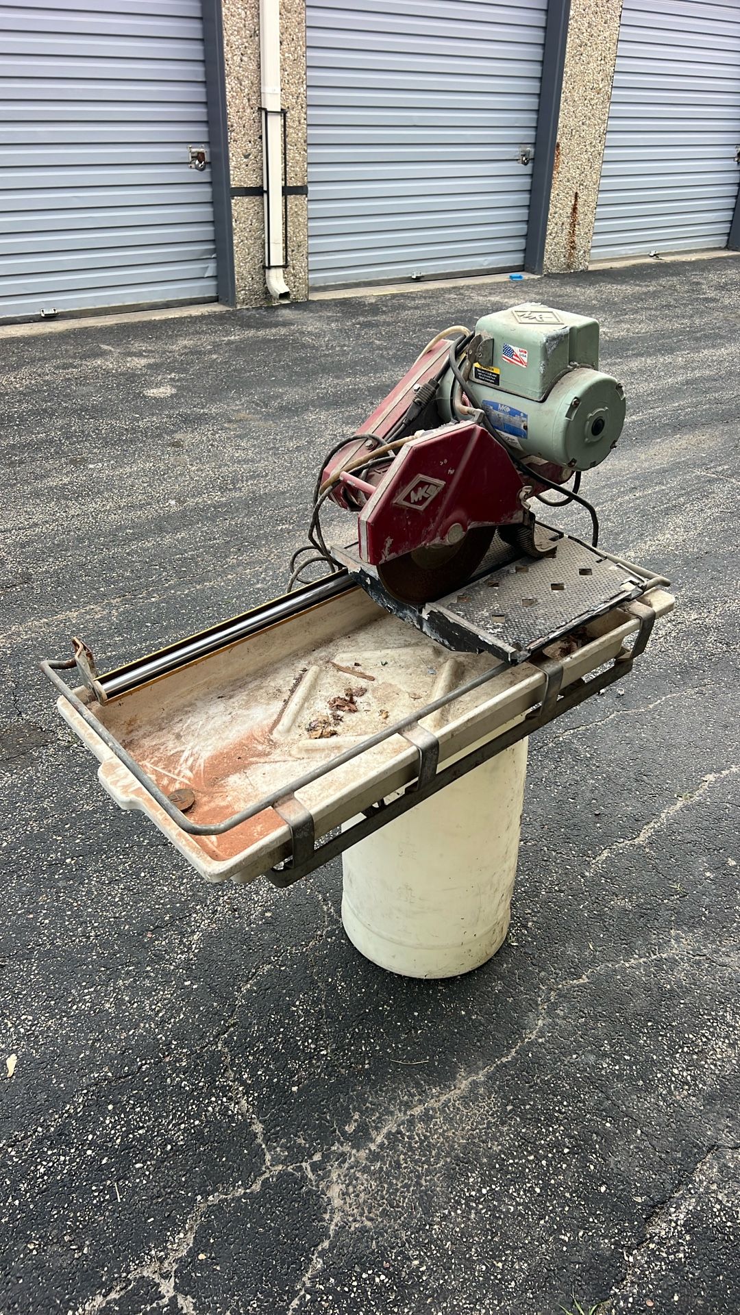 MK Tile Wet Saw