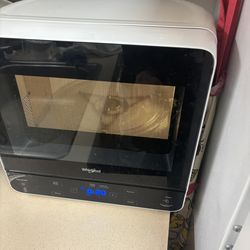 Corner microwave