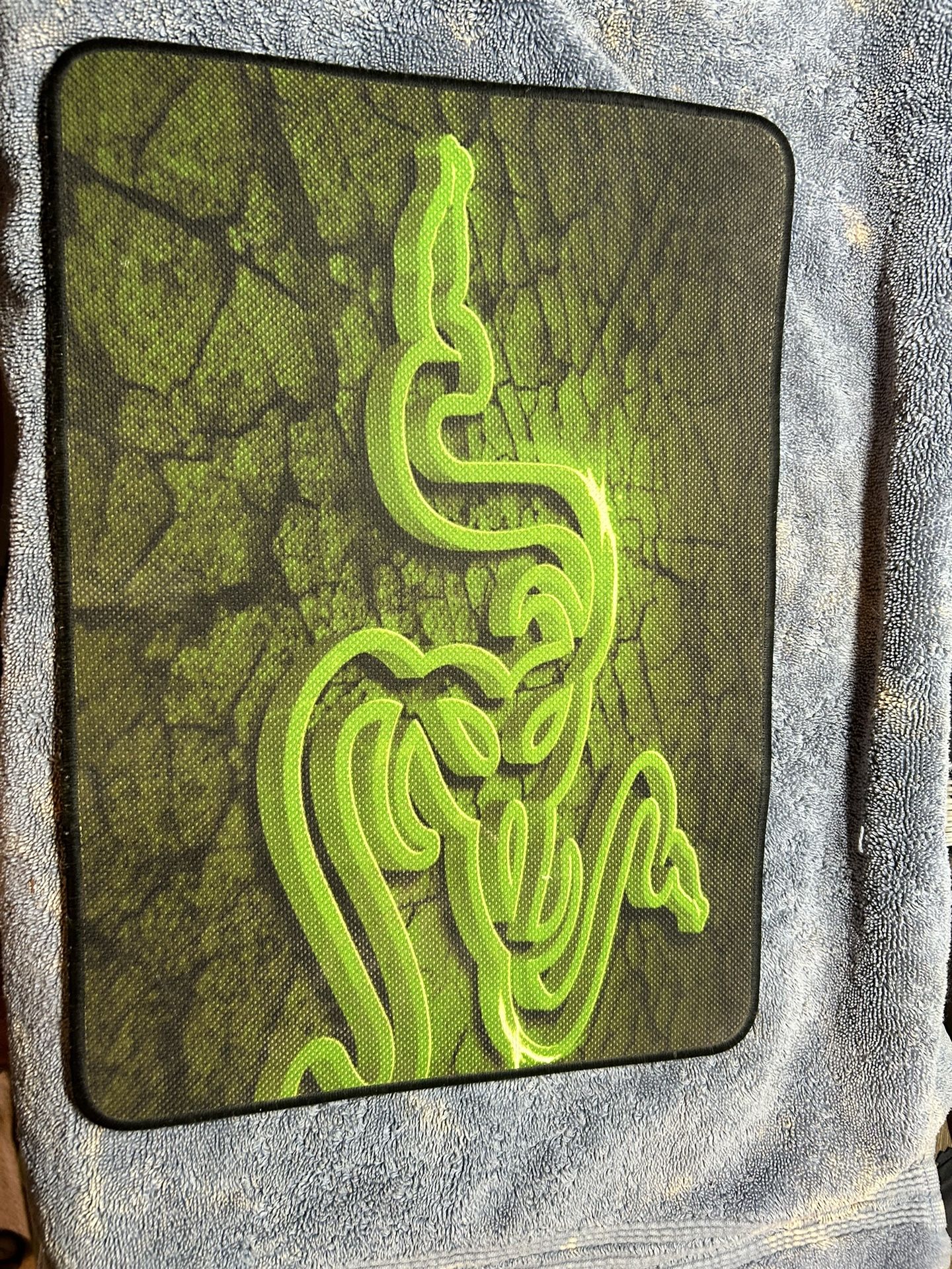 Razer Mouse mat With Carrying Pouch 