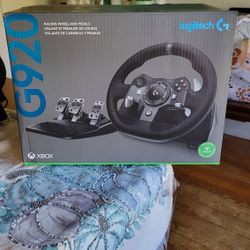 Logitech - G920 Driving Force Racing Wheel and Pedals for Xbox Series X|S, Xbox One, PC - Black