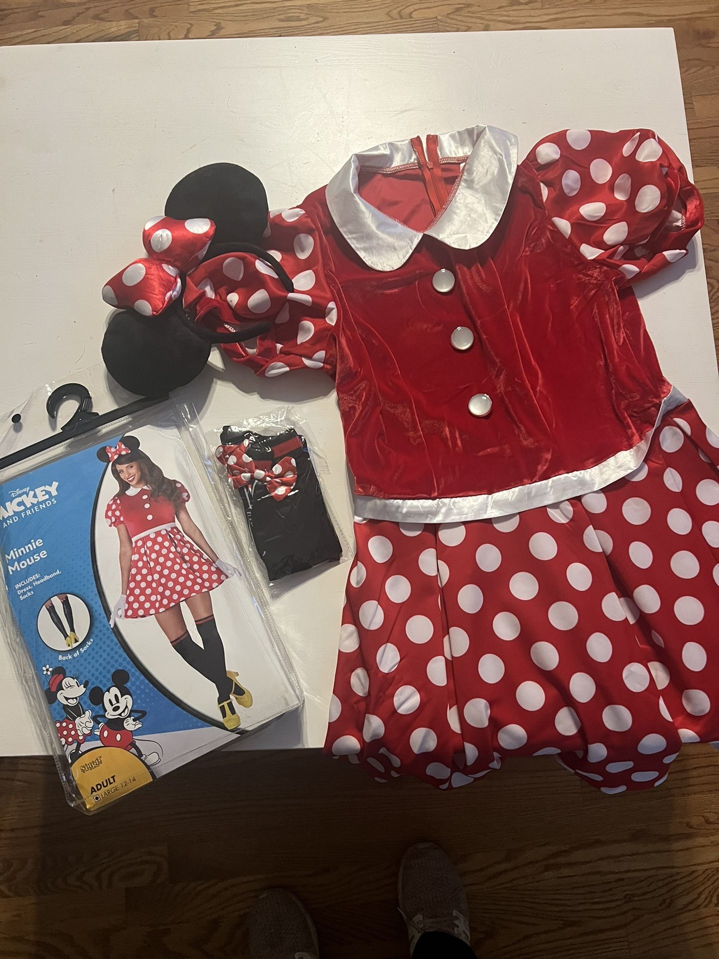 **NEW** Minnie Mouse Halloween / Dress Up Costume