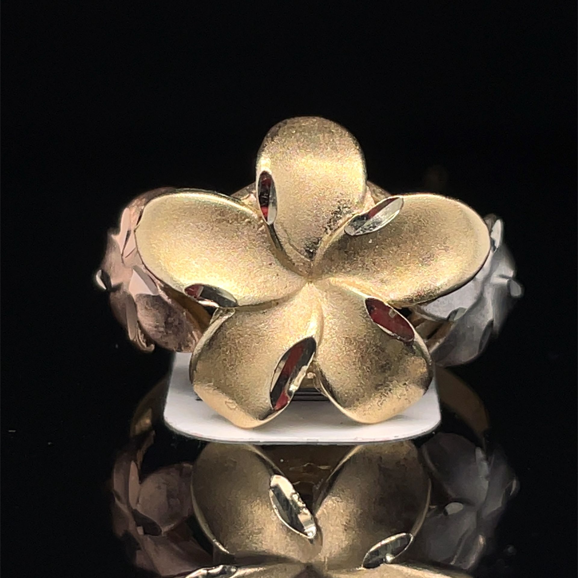 14KT Tri Color Flowers Ring 3.70g Size 7-1/2 181764/13