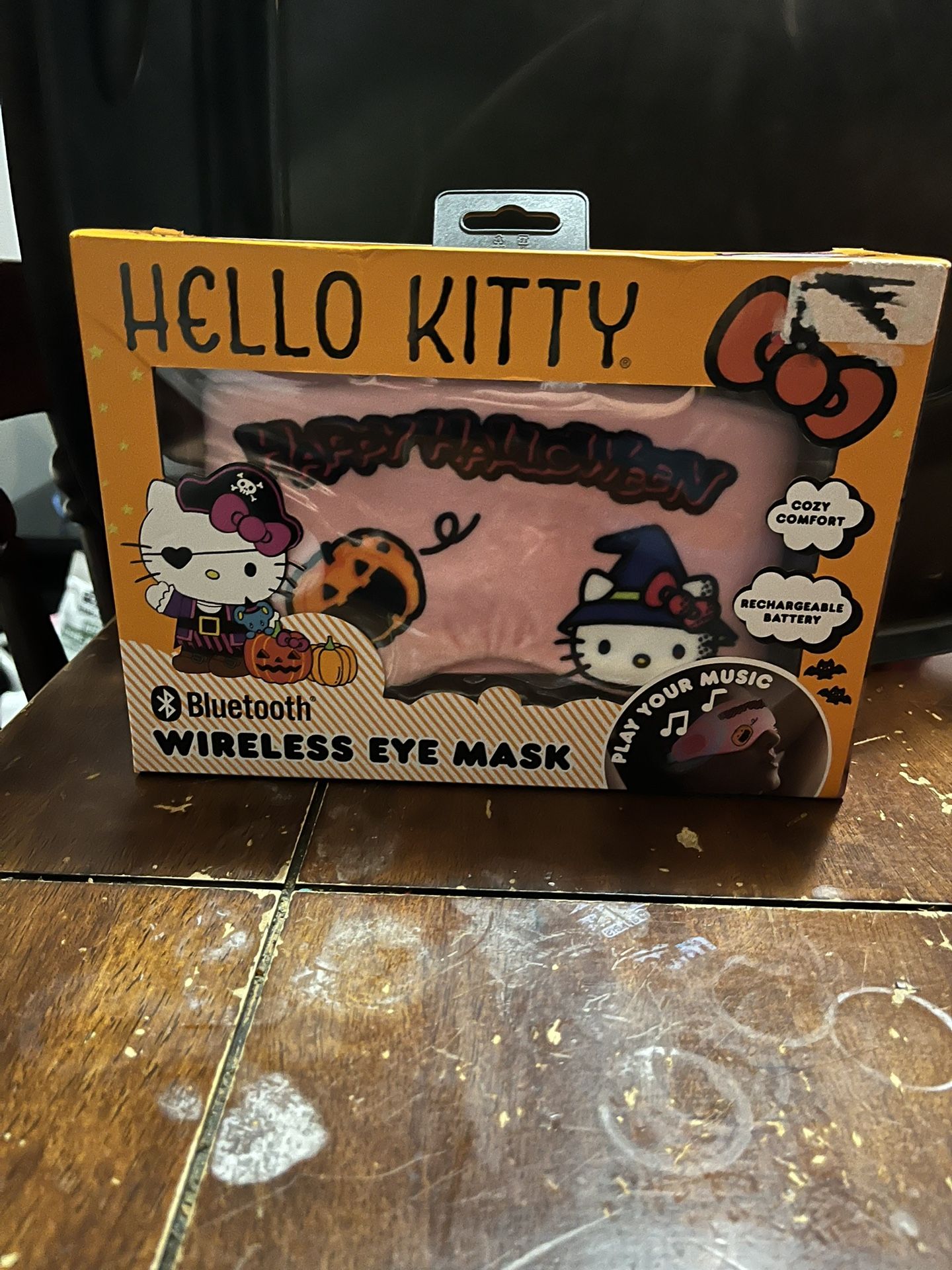 Hello Kitty Wireless Mask NEW