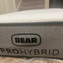 Bear Pro Hybrid Twin Mattres