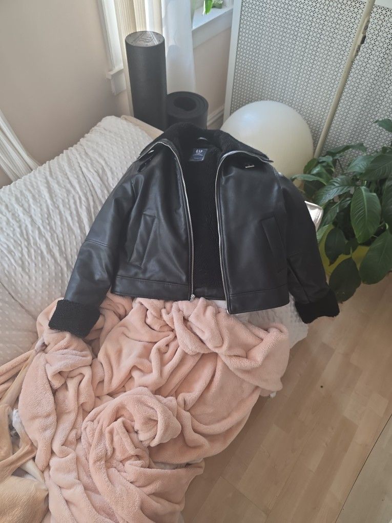 Leather Bomber Jacket With Colar