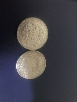 Moneda de 50 pesos 1982 Coyolxauhqui y moneda de un peso 1983. 40 por las 3