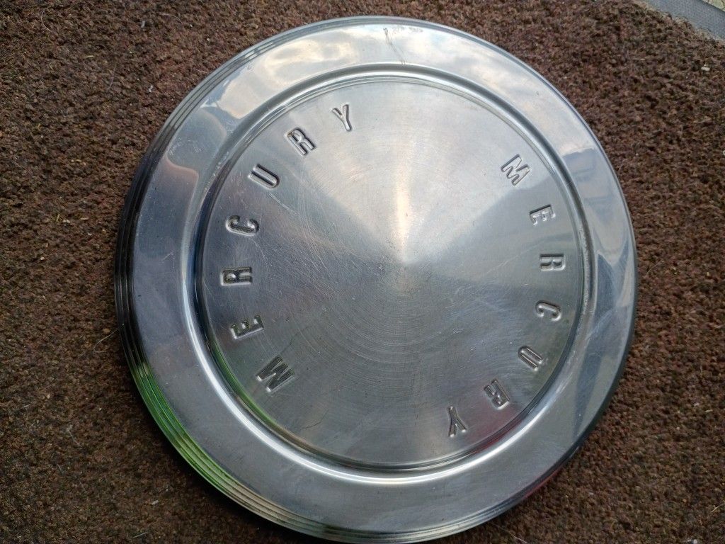 Mercury Cougar Hubcap