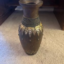Polynesian exotic vase bronze colored with gold accents