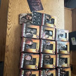 Walking Dead Collectors Figures 