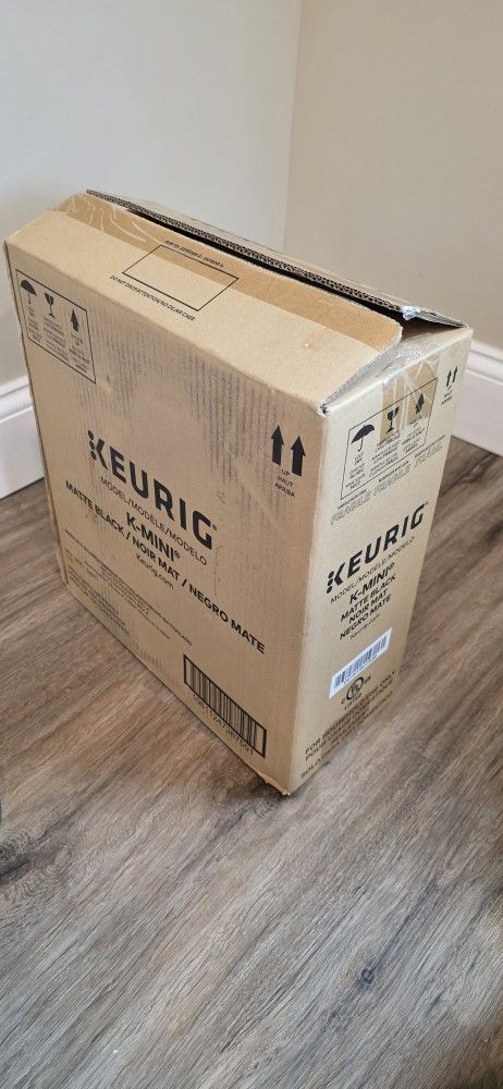Keurig K-mini Coffee Maker (Used Once)