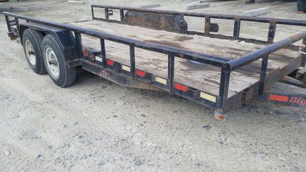 Flatbed trailer,with ramps