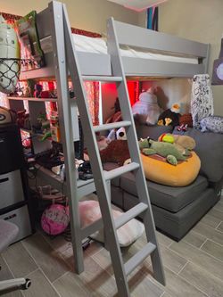 Solid Wood Loft Bed With Desk