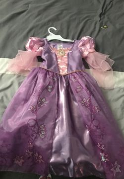 Rapunzel costume