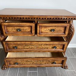 Ashley Furniture Chateau Frontenac Bombay chest