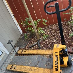 Pallet Jack 5000 Lbs