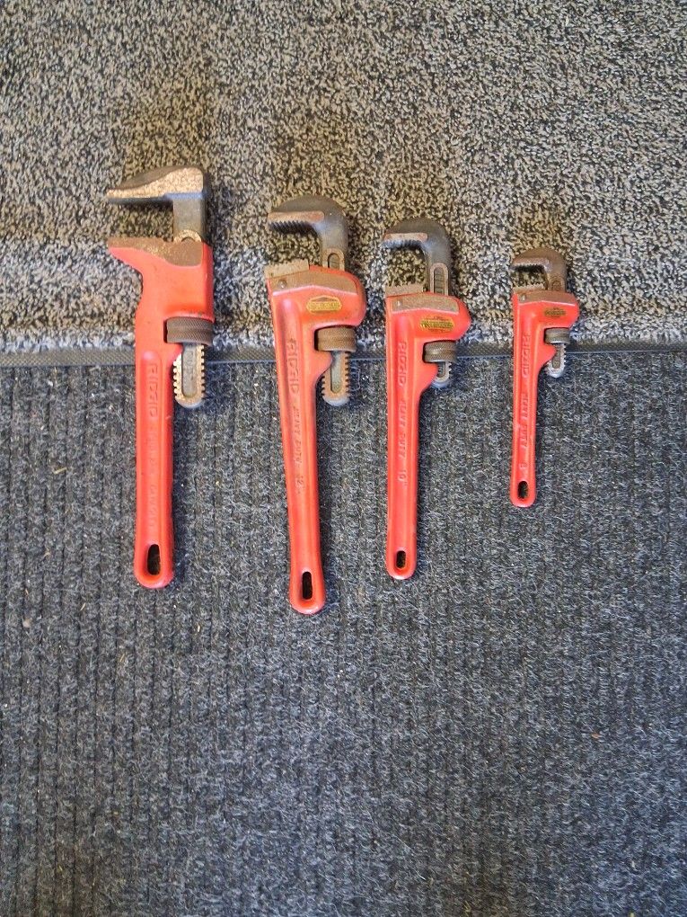 RIDGiD WRENCH SET