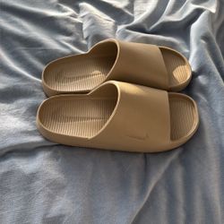 Unworn Nike Slides 