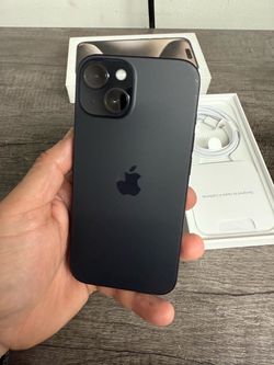 iPhone 15 plus unlocked for any carriers 128gb ( Liberado)