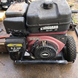 9 Hp VANGUARD ENGINE 
