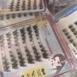Glue-on Eye Lashes 