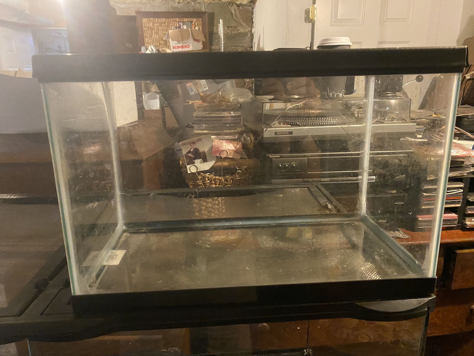 5 Gallon Tank And Screen Top