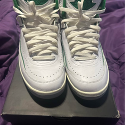 Jordan 2s ( Size 8)Women