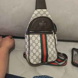 Gucci Cross Body Bag