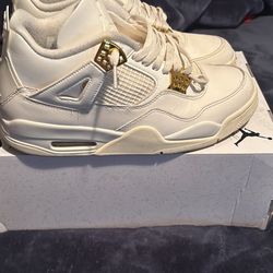 Jordan 4 Woman’s Release 10.5 Womans 9 Mens
