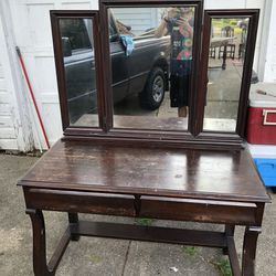 1920’s Vintage/Antique Vanity Dressing Table with 3 Mirrors/ 2 Drawers