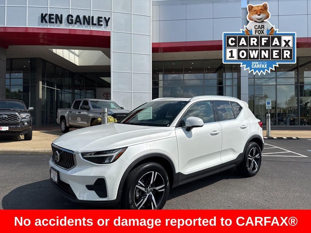 2024 Volvo XC40