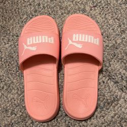 women’s puma slides