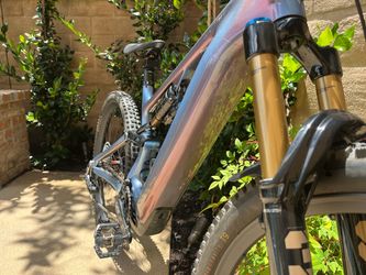 2025 S-Works Turbo Levo 4  Carbon Fiber