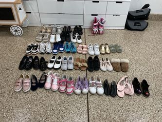 Girls and boys shoes sizes 31,33,34,