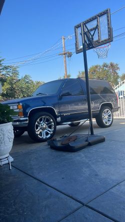 1997 2 door Tahoe  clean tittle