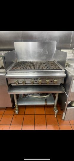 Royal Commercial Gas Charbroiler