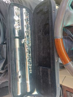 Easter Flute Like New Good Condition $70